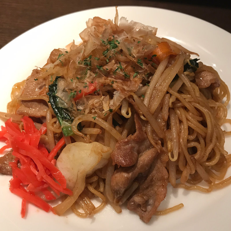 ジューシーソース焼きそば(青横ハイボール酒場 )