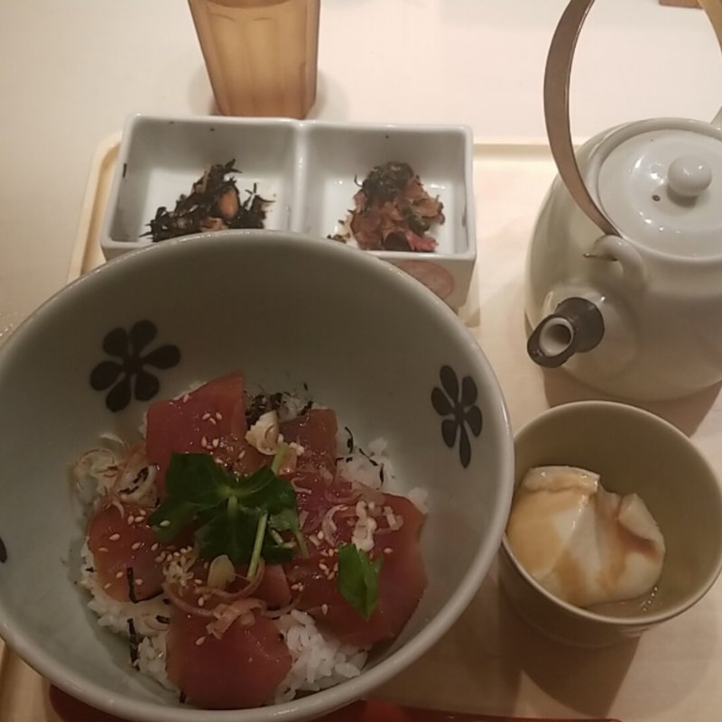 漬け鮪だし茶漬け(だし茶漬け えん 新丸ビル店)