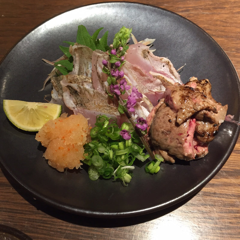 カワハギ刺身(ぽんしゅや三徳六味)