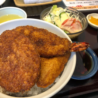 三種盛スペシャルカツ丼セット(ヨーロッパ軒 総本店 )