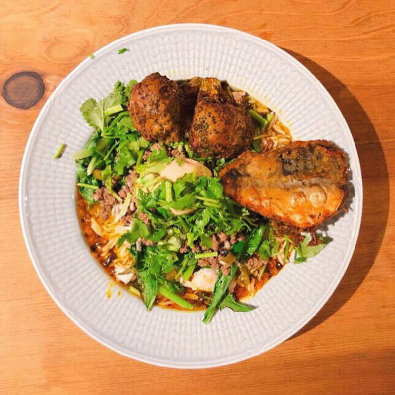 シャバシャバマサラめし （鯖とブロッコリーのパコラ追加）(TAPIR)