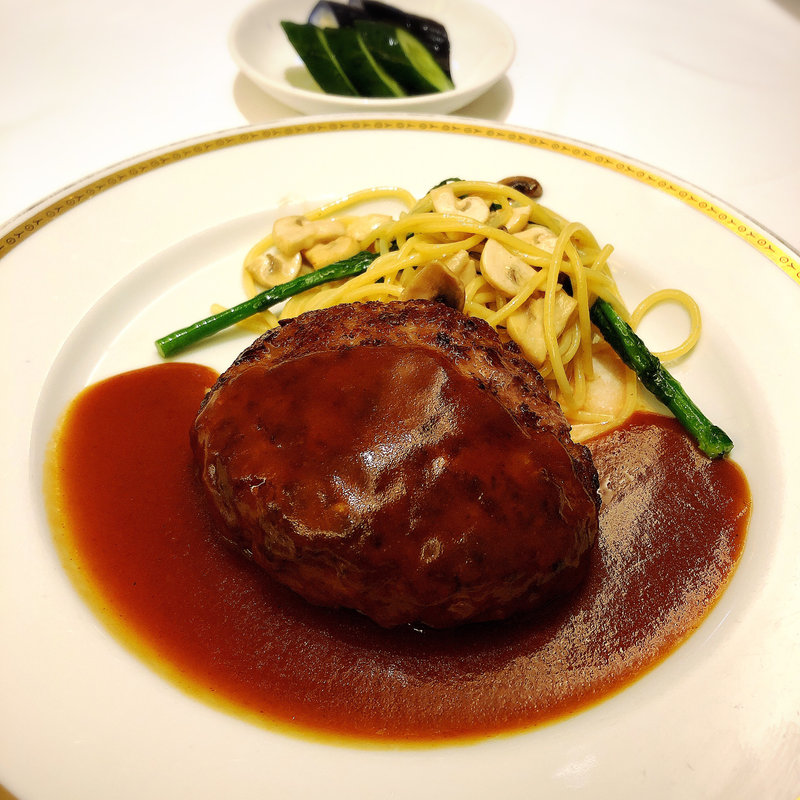 ハンバーグ(みかわや)