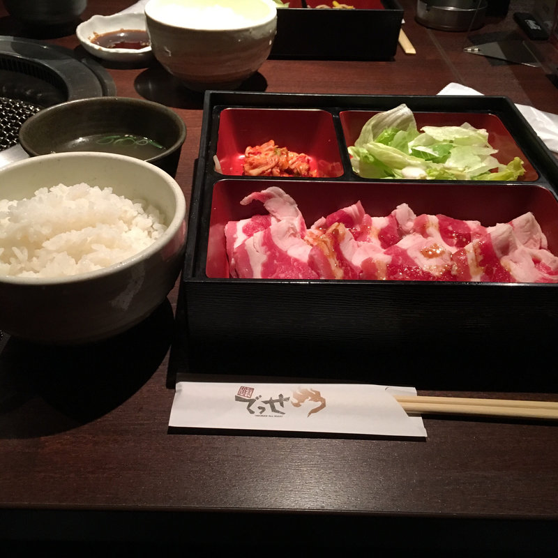 スタミナカルビ弁当(でっせ （アサマデヤキニク デッセ）)