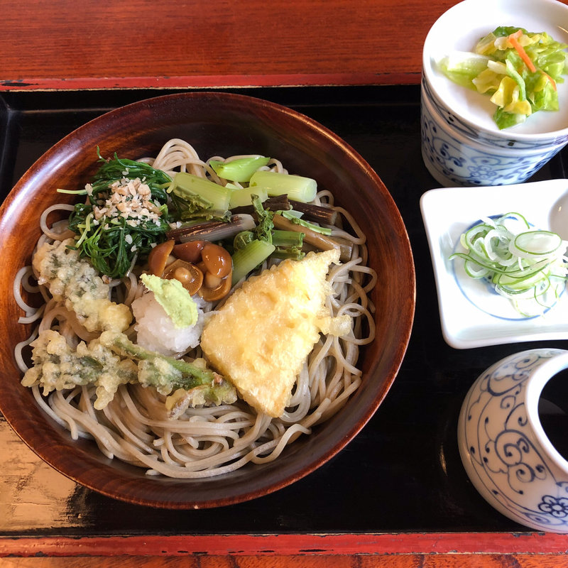 山菜蕎麦(粉名屋小太郎 （こたろう）)