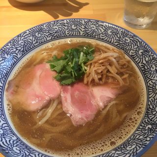 煮干しらぁ麺(らぁ麺屋 はりねずみ)