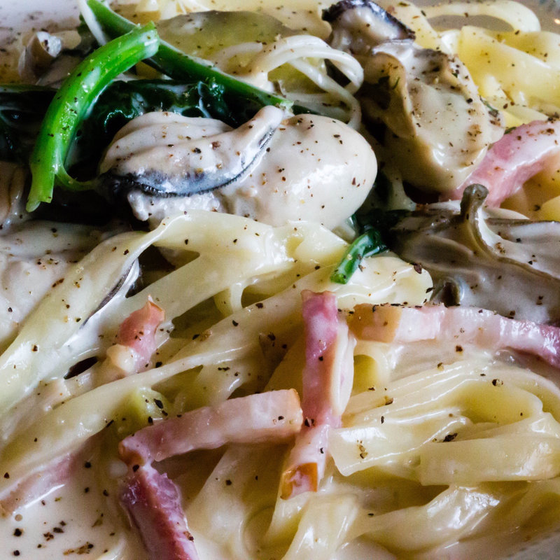 牡蠣のクリームパスタ(どこか)