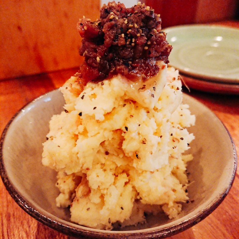 ポテトサラダアンチョビのせ(町屋 あかりや)