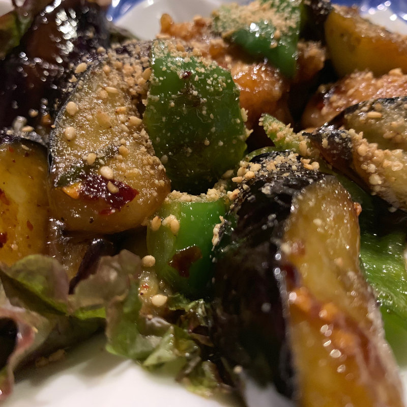 鶏ももとナスのピリ辛炒め(RinoBar リノバル)