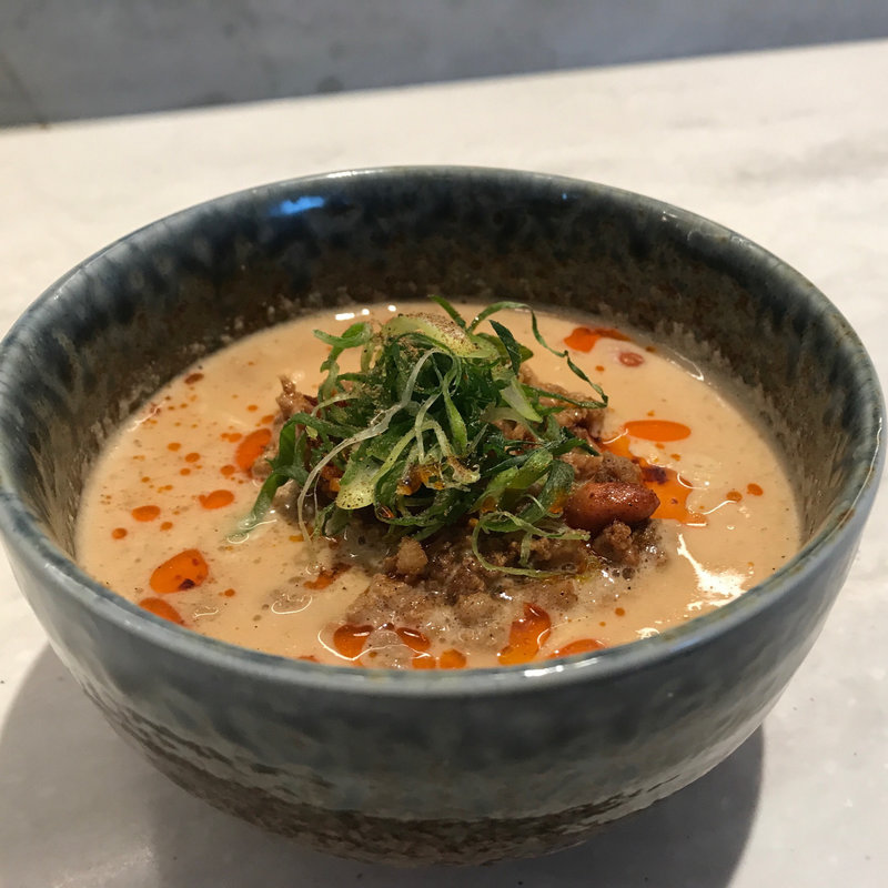 胡麻香る担担麺自家製極細麺(CINA New Modern Chinese 恵比寿本店)