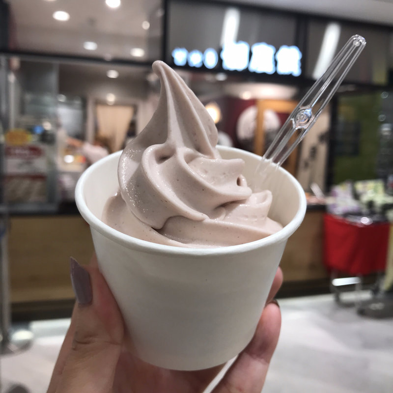 あずきソフトクリーム レギュラ(御座候 東武池袋店)