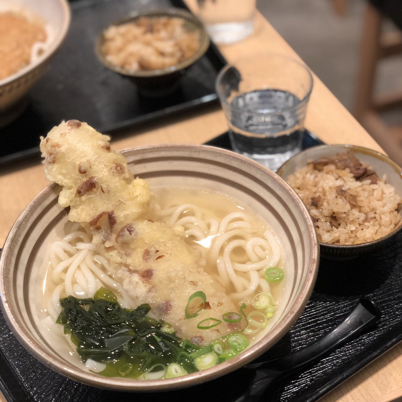 うどんランチ(博多うどん よかよか)