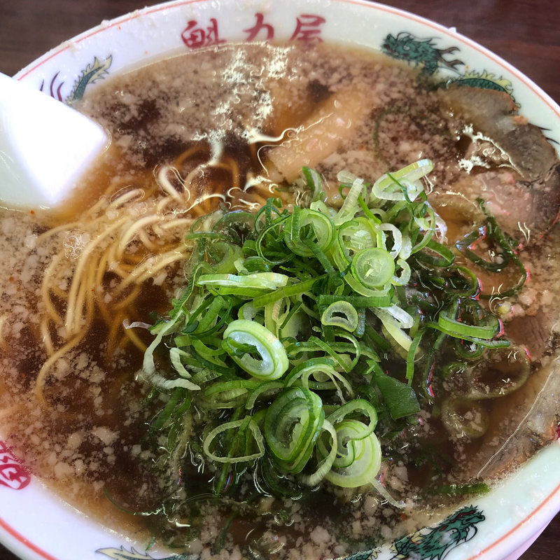 ラーメン(京都北白川ラーメン魁力屋 一之江店)