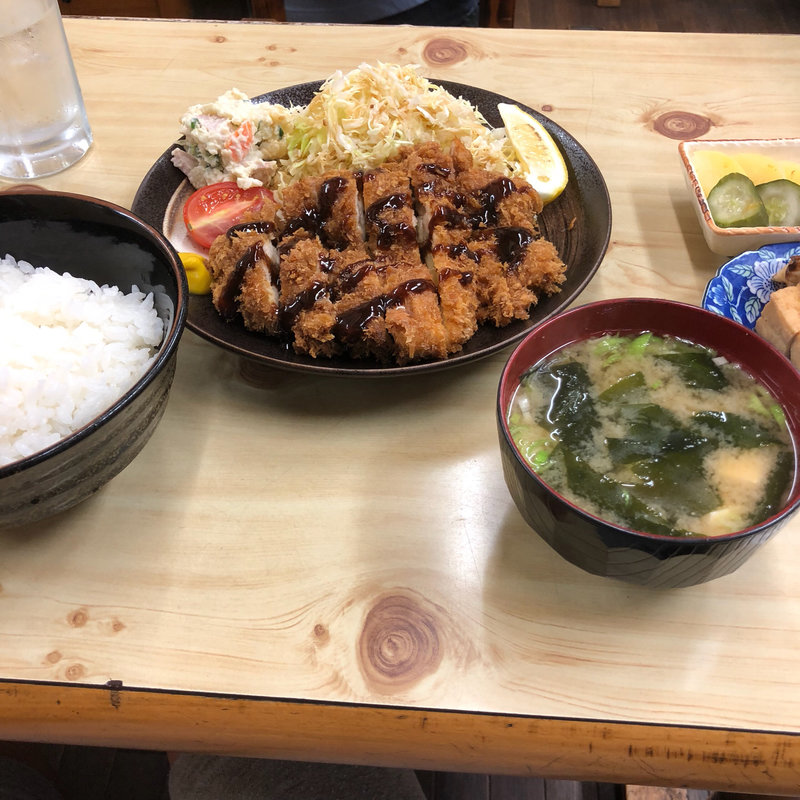 (丸口屋食堂)