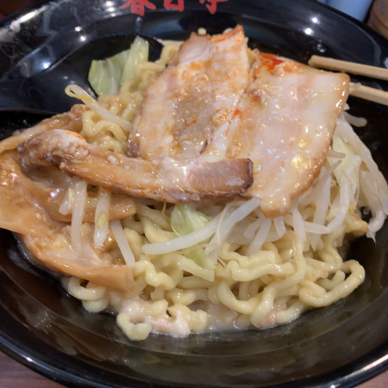 鳥豚油そば(春日亭 （かすがてい）)