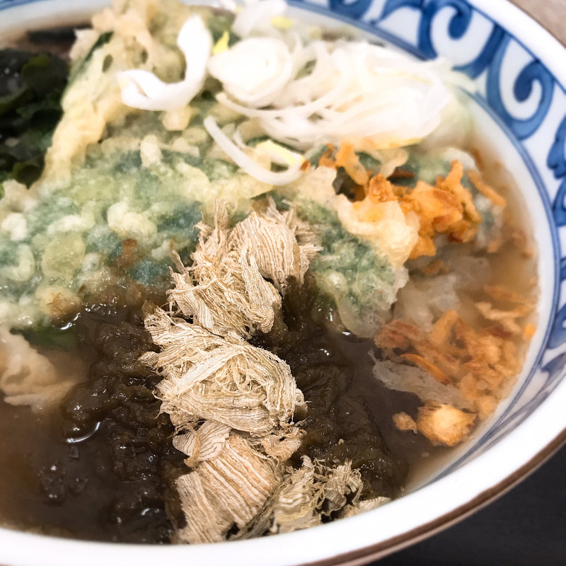 とろろこんぶ煮かけそば＋つるむらさき天(稲浪 （いなみ）)