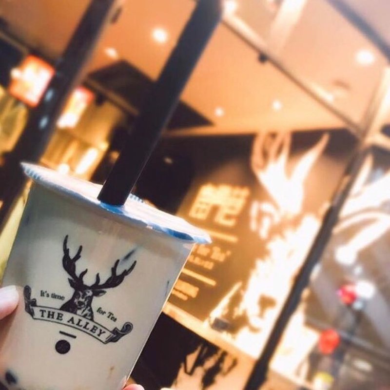 ロイヤルミルクティータピオカ(THE ALLEY (ジ アレイ) 代官山店)