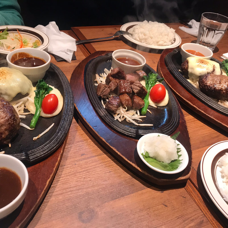 (ミート矢澤 （ミートヤザワ）)