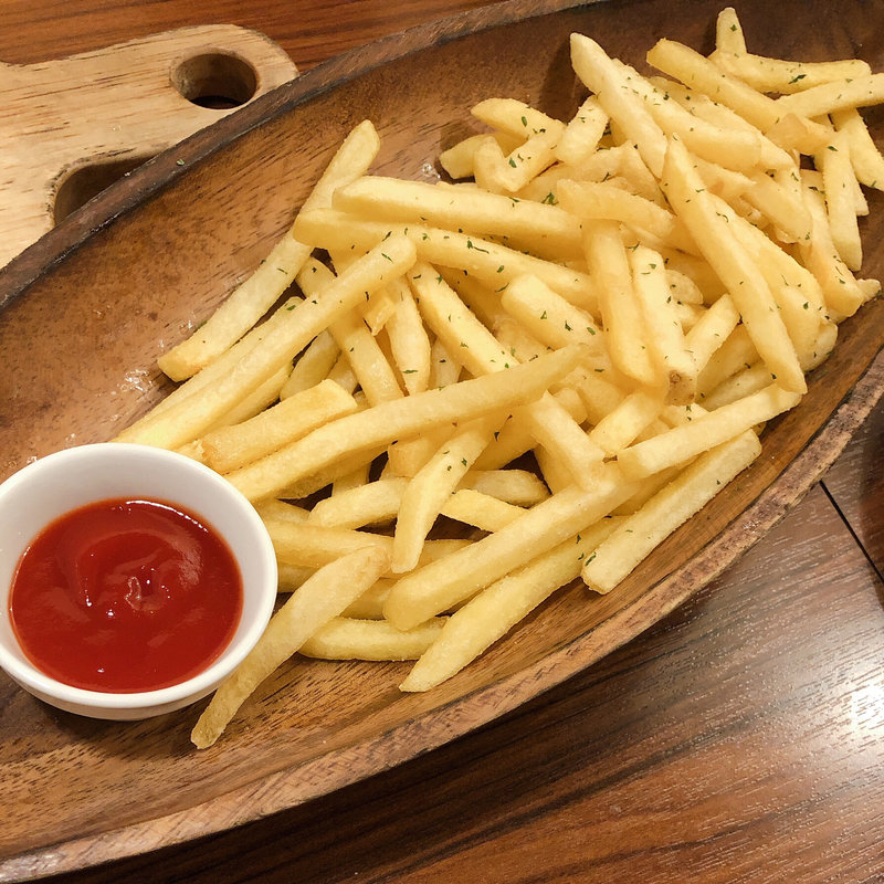 ポテトフライ(リゾート個室×肉バル ミート&チーズ Bellhouse)