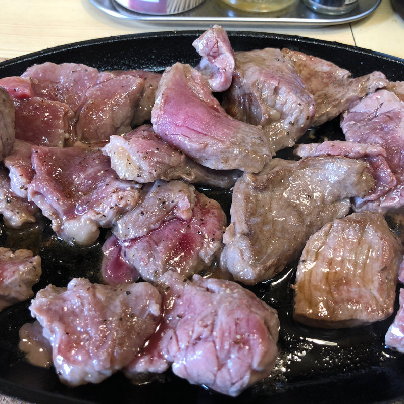 ステーキランチ(煮干ラーメンとローストビーフ パリ橋)