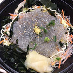 しらす丼(とびっちょ)