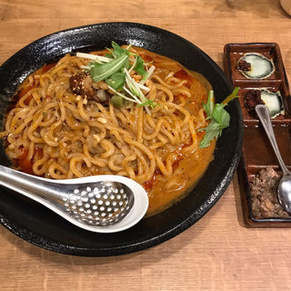 麻辣汁無し担々麺(シビカラ担々麺飯塚)