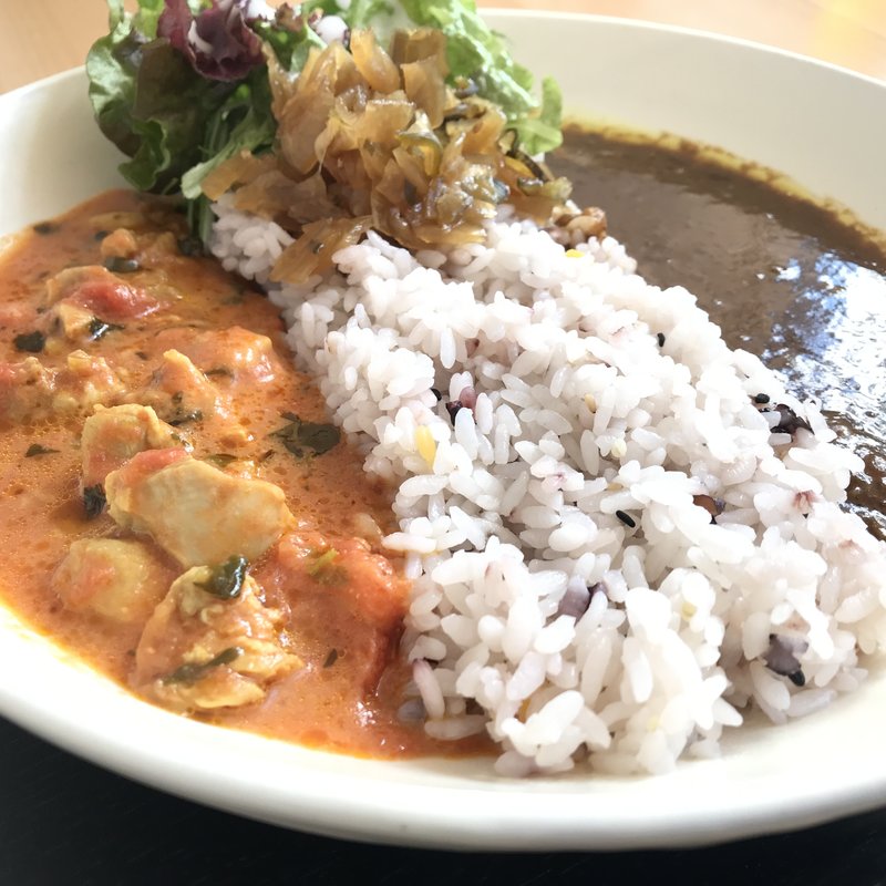 あいがけカレー(Hama House(ハマハウス))