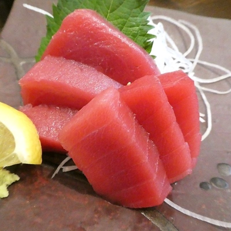 生本マグロ赤身刺(明石八 江坂店)