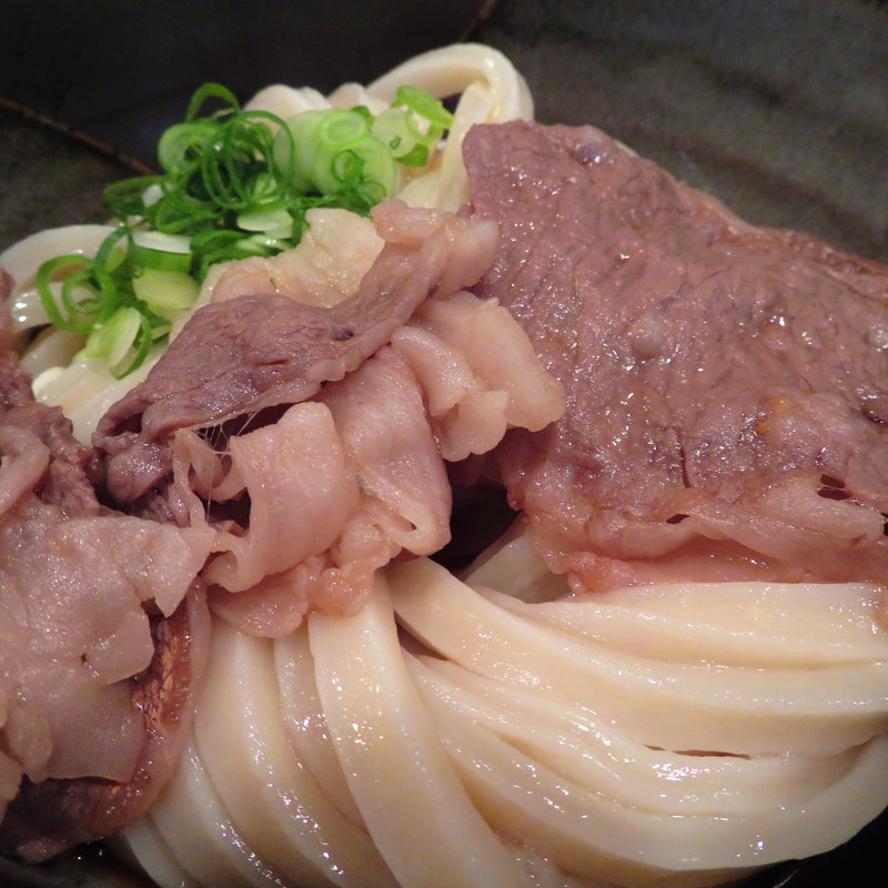 肉ぶっかけ(うだま 梅田店 （うどん魂一筋うだま梅田店）)