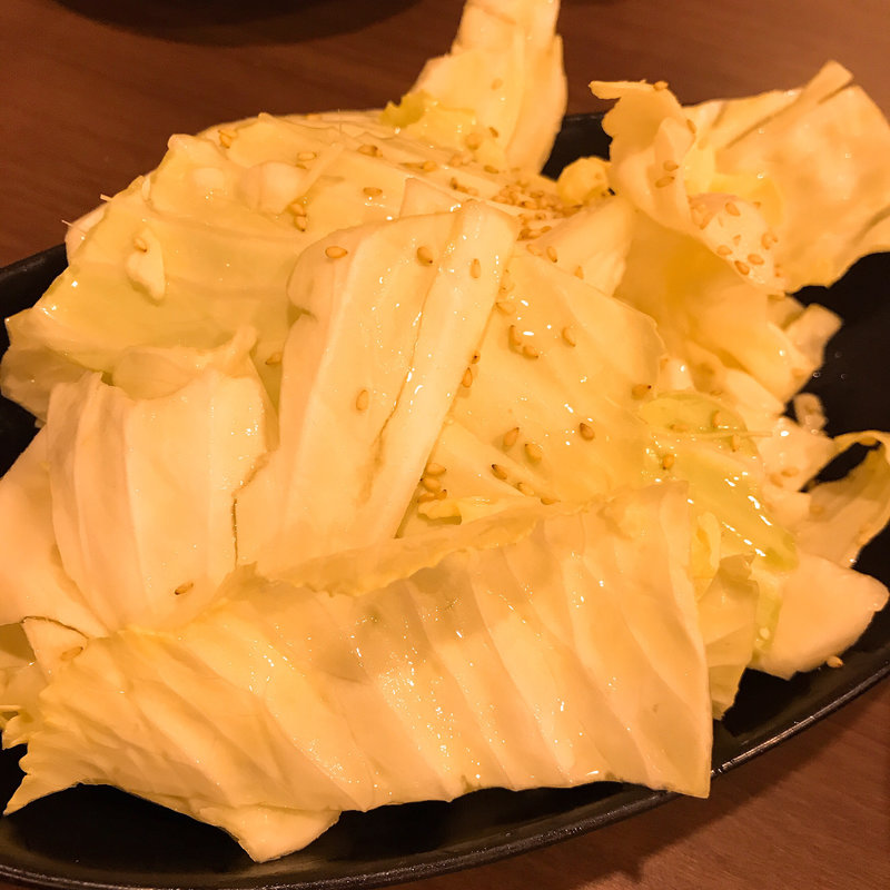 やみつきキャベツ(元祖やきとり家美濃路 栄店)