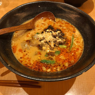 (鶴亀飯店 （ツルカメハンテン）)