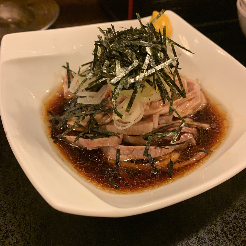 ガツ刺し(居酒屋 三貴)