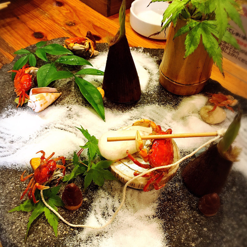 サワガニの唐揚げ(活海酒)