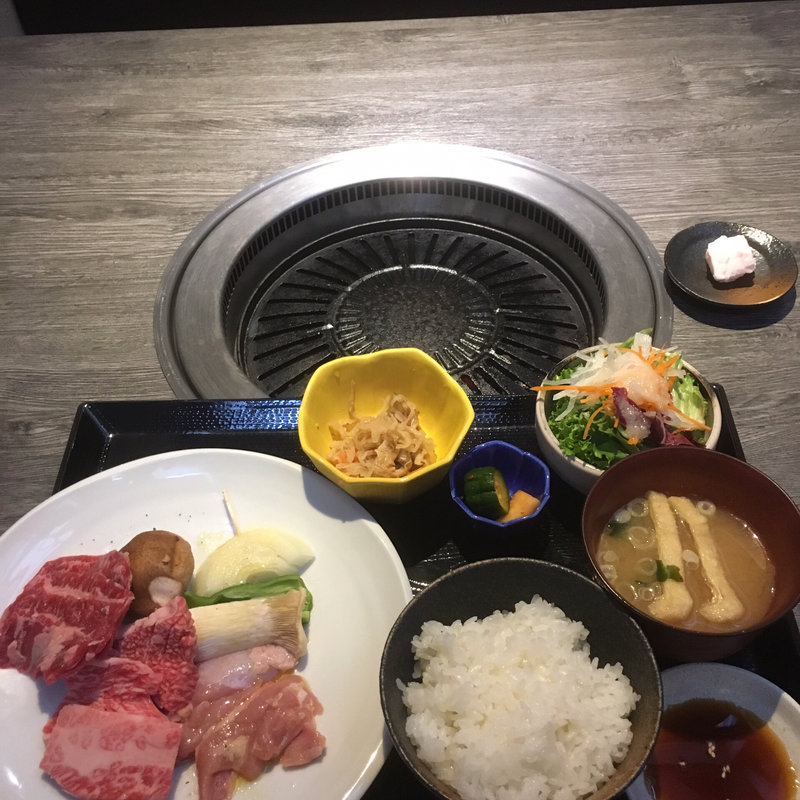 (焼肉処 葡萄匠屋 箕面店)