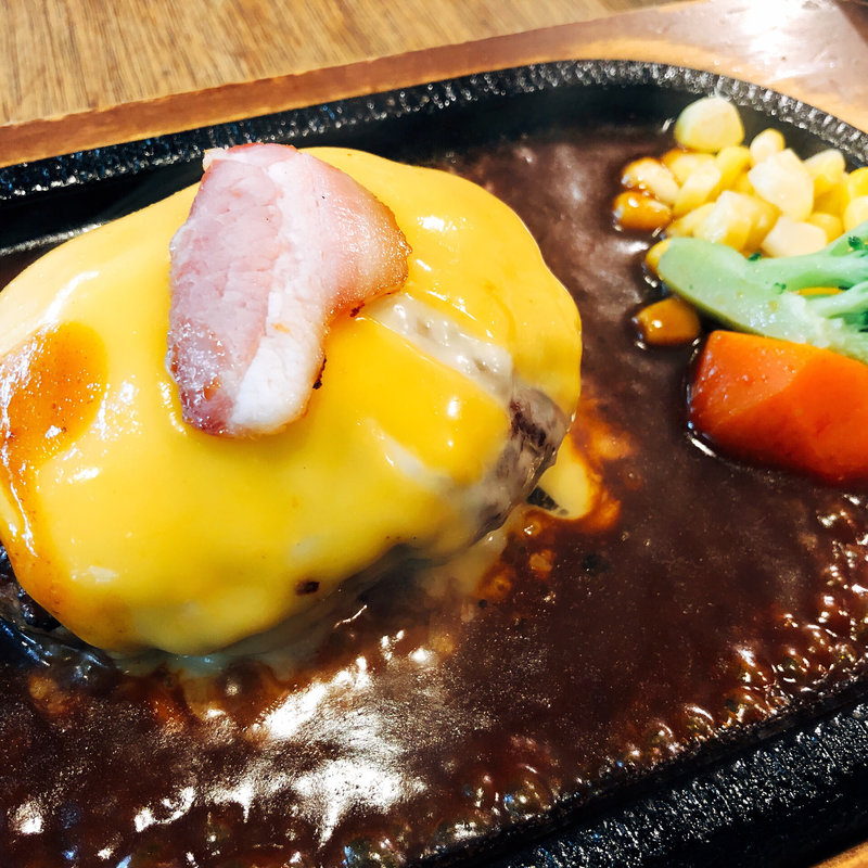 ダブルチーズハンバーグ(ラルコーン 魚町店)