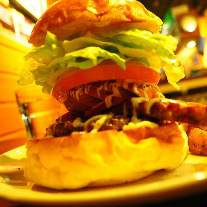 燻製バーガーDX(ジャストミート （JUSTmeet）)