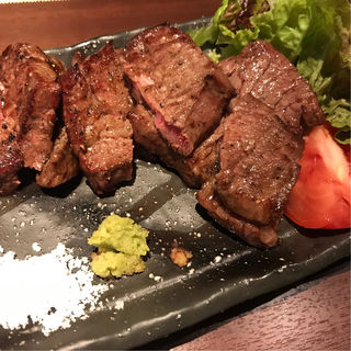 熊本赤牛のステーキ(ひごろっか)