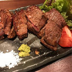 熊本赤牛のステーキ