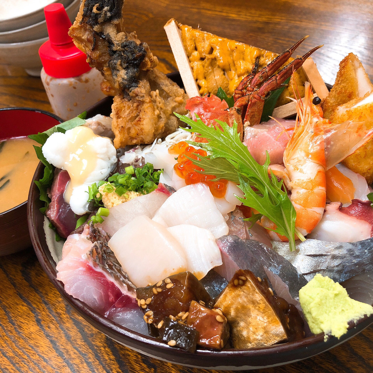 おかもと丼 おかもと鮮魚店 の口コミ一覧 おいしい一皿が集まるグルメコミュニティサービス Sarah