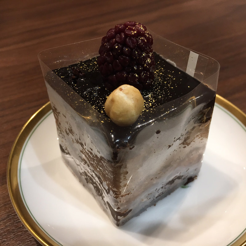 キューブ(パティスリー カプリス)