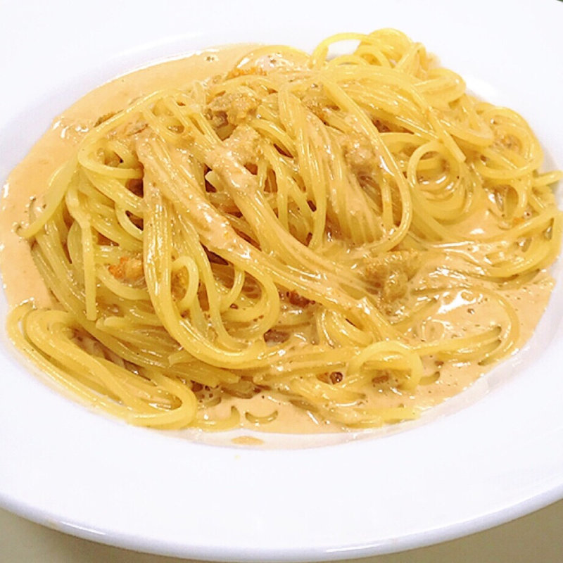 新鮮なうにのスパゲティ(ラ・ベットラ・ダ・オチアイ)
