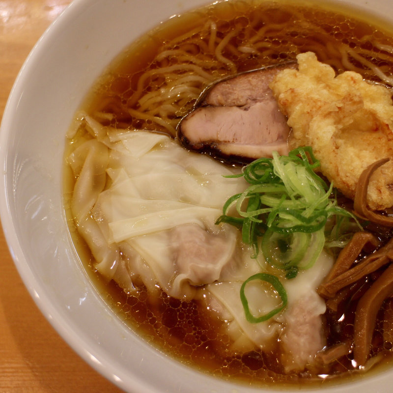 鶏中華そば＋もち豚ワンタン(ほっぺ家はなれ 斗香庵)