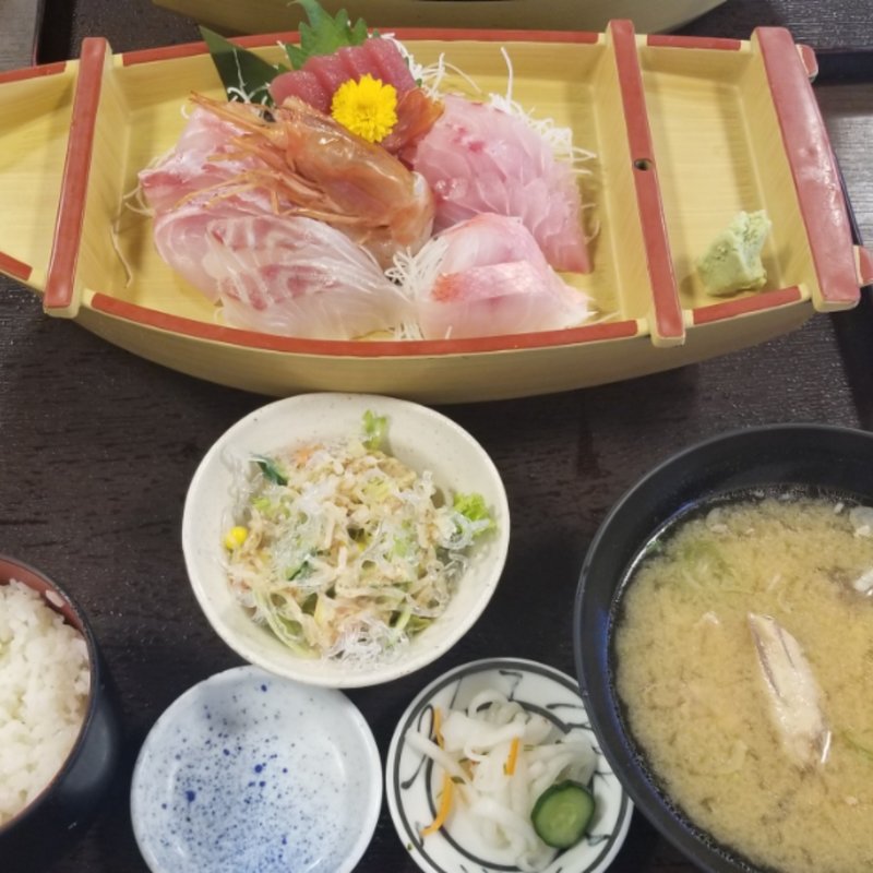 上刺身船盛定食(回転寿司･魚料理 島武)