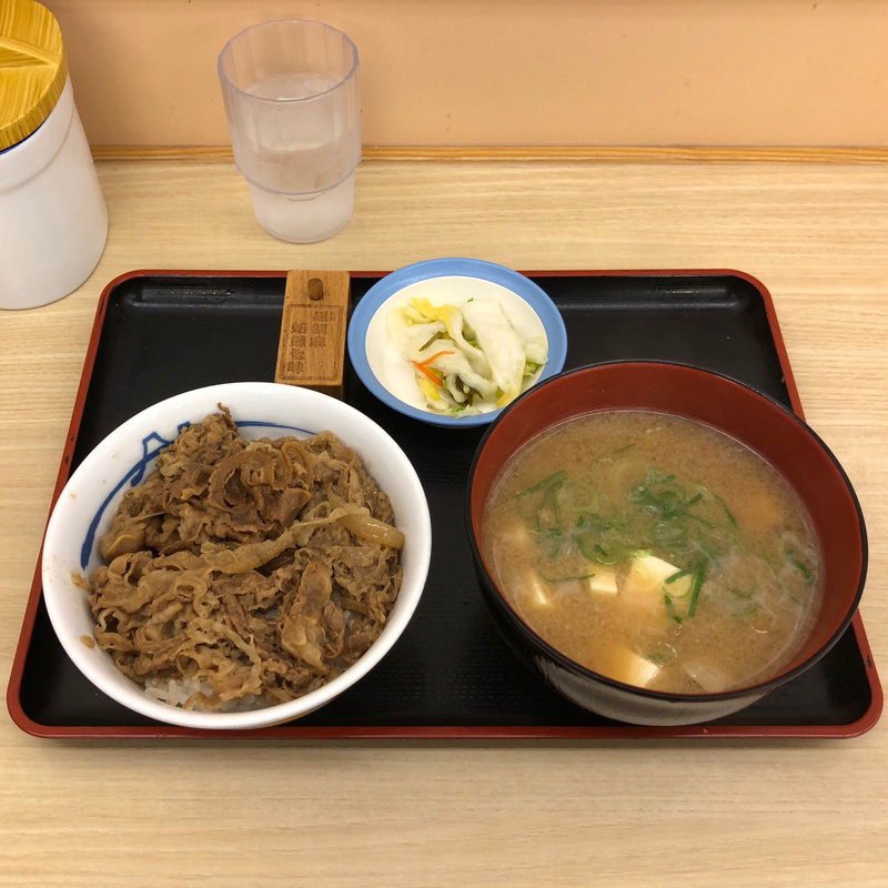 得朝ミニプレミアム牛めし豚汁セット(松屋 祖師谷大蔵3丁目店)