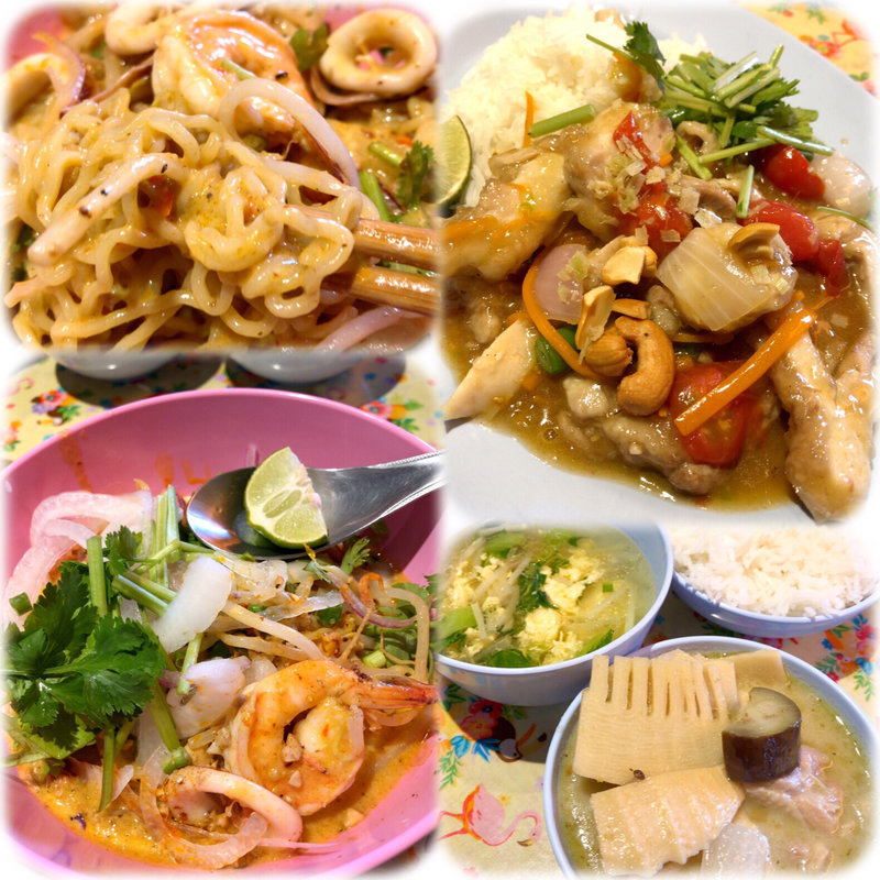 汁無しトムヤム麺、鶏肉とトマトの炒め(日替わり)(カオマンガイ16号)