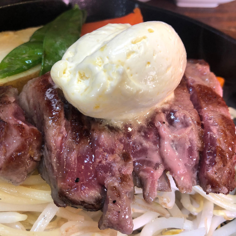 ヒレ(ビフテキ居酒屋 うえすたん 警固店)