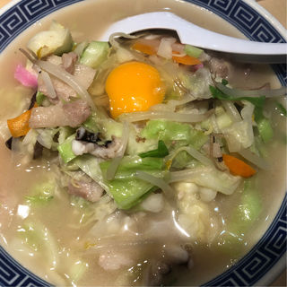 チャンポン野菜増し玉子入り(本場の味 長崎亭 薬院店)