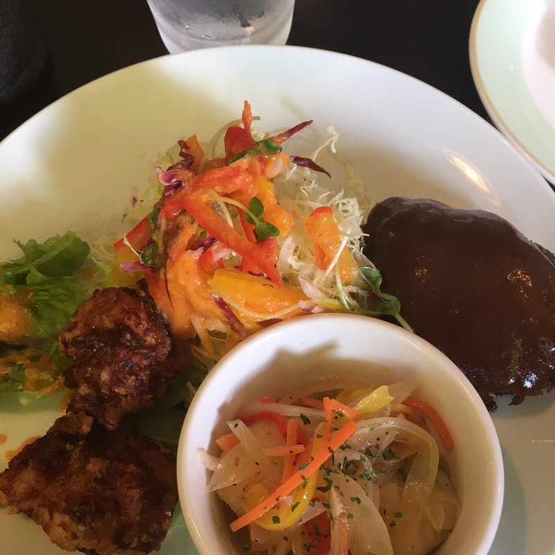 ランチセット（ドリンク付）(れすとらん 仔馬 刈谷店)