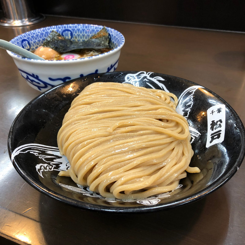 味玉濃厚つけ麺(東池袋大勝軒　桜ROZEO （ヒガシイケブクロタイショウケンサクラロゼオ）)