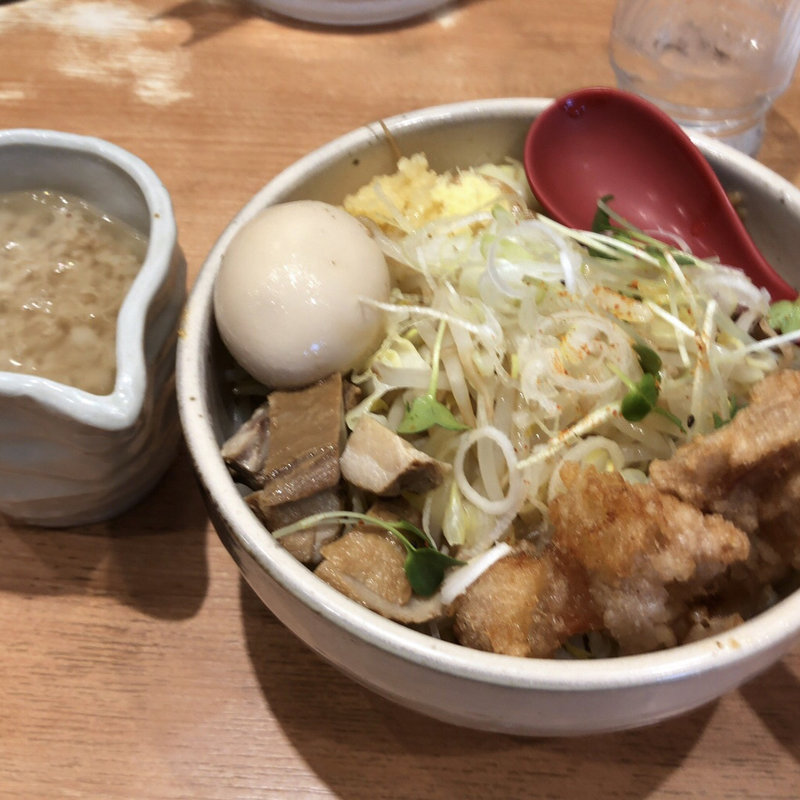 哲のまぜそば(鶏と魚だしのつけめん哲 溝の口店)