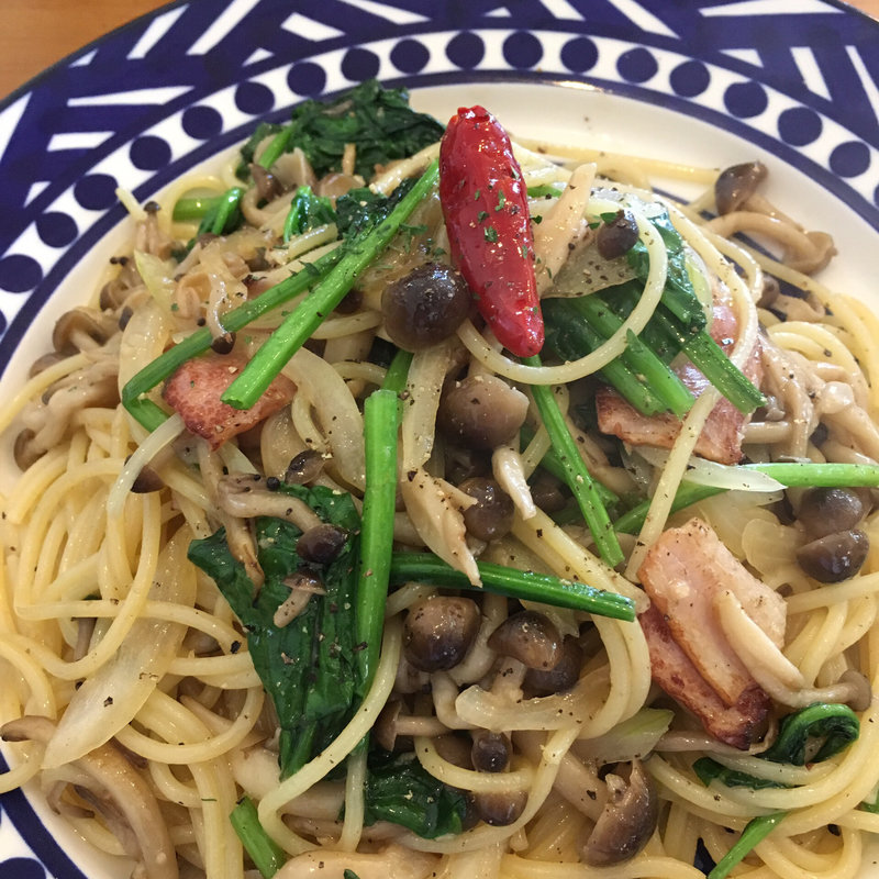 ベーコンとしめじのパスタ(パスタカフェ With)
